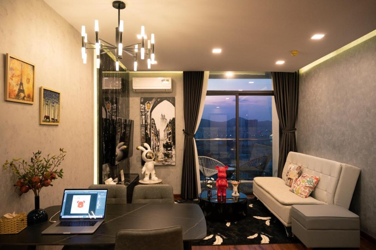 Bearbrick Homestay Near Beach, Csj Tower Apartment Vũng Tàu Eksteriør billede