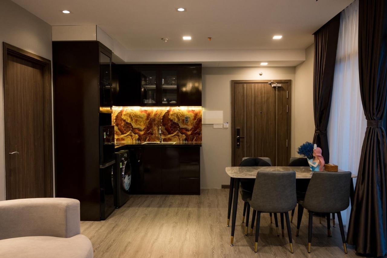 Bearbrick Homestay Near Beach, Csj Tower Apartment Vũng Tàu Eksteriør billede
