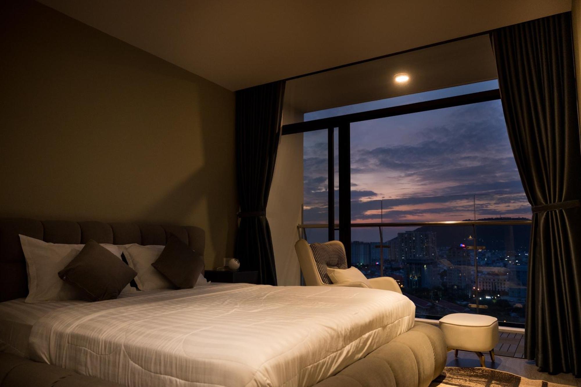 Bearbrick Homestay Near Beach, Csj Tower Apartment Vũng Tàu Eksteriør billede