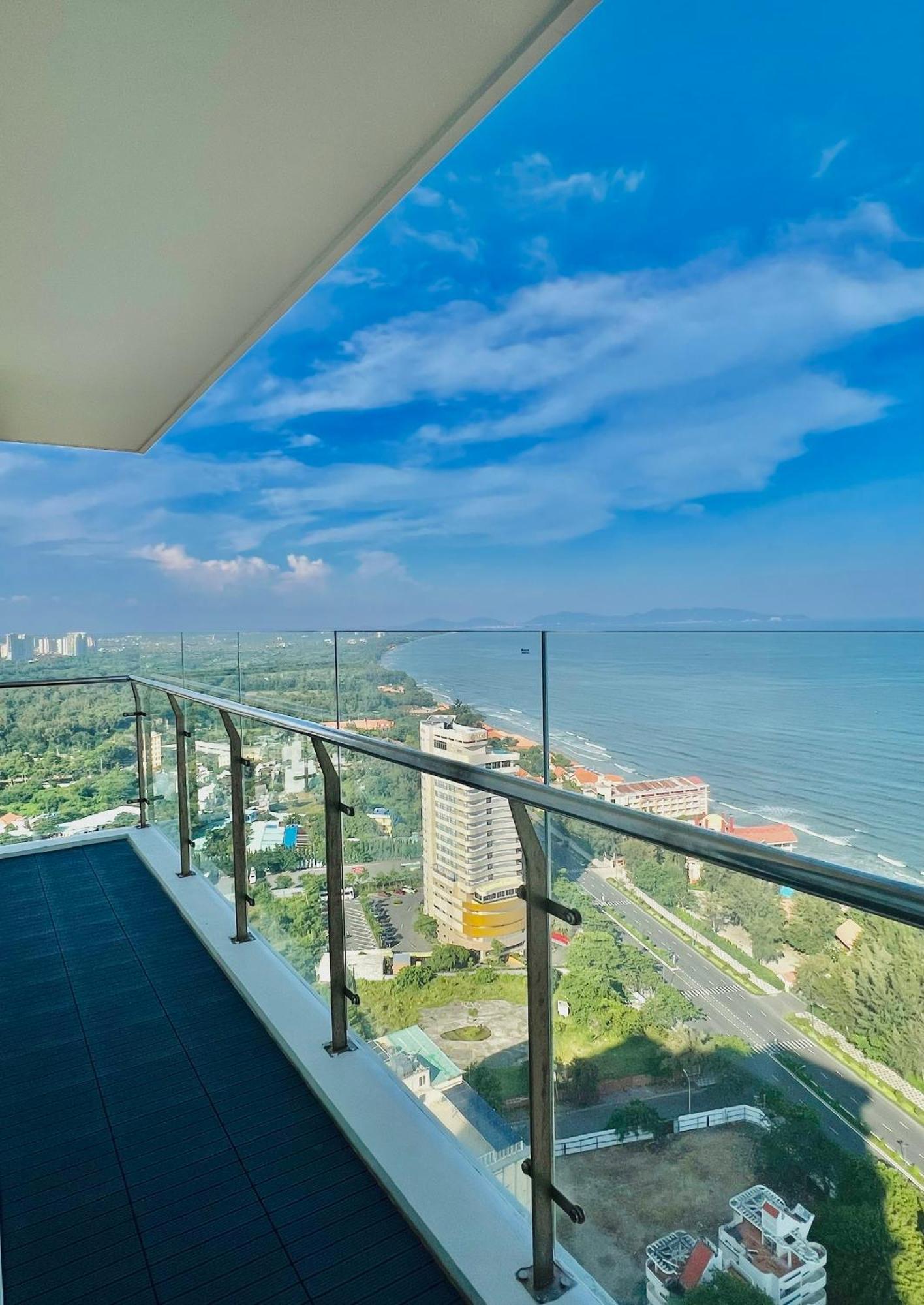 Bearbrick Homestay Near Beach, Csj Tower Apartment Vũng Tàu Eksteriør billede